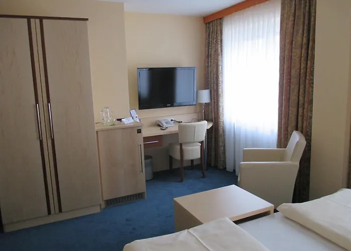 Apollo Garni 3* Regensburg