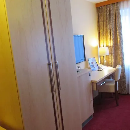 Ξενοδοχείο Apollo Garni