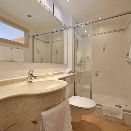 Ξενοδοχείο Apollo Garni