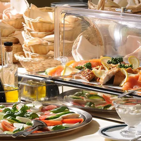 Apollo Garni 3* Ρέγκενσμπουργκ