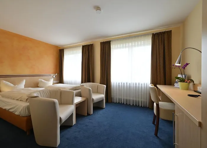 Hotel Apollo Garni 3*